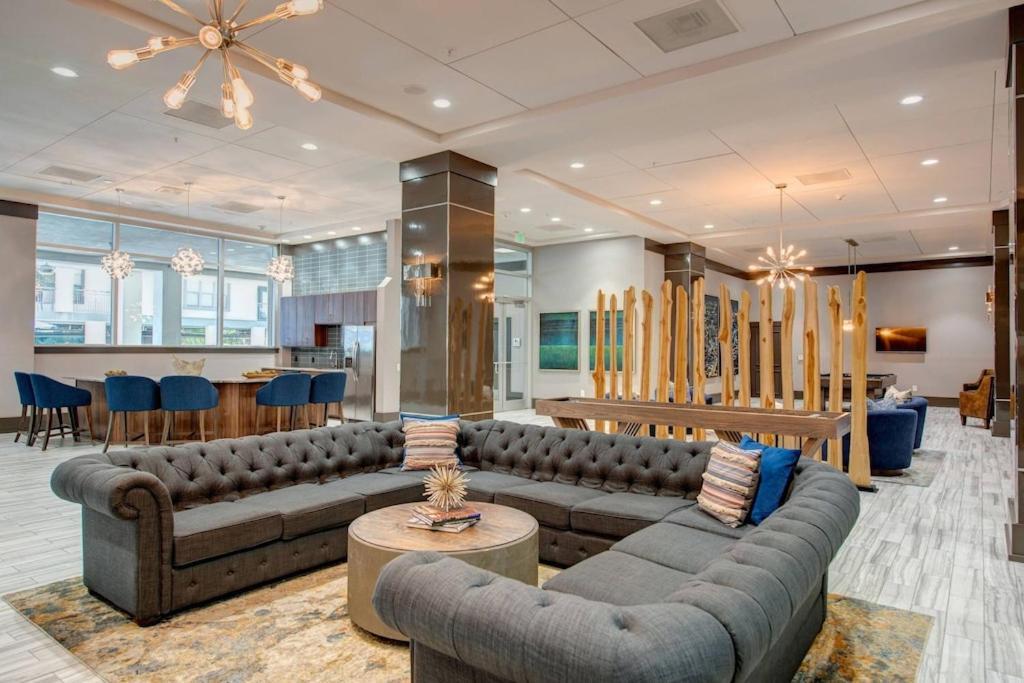 Modern Galleria Apt-Freeparking-Pool-Fast Wifi-Med Ctr Houston Exterior foto